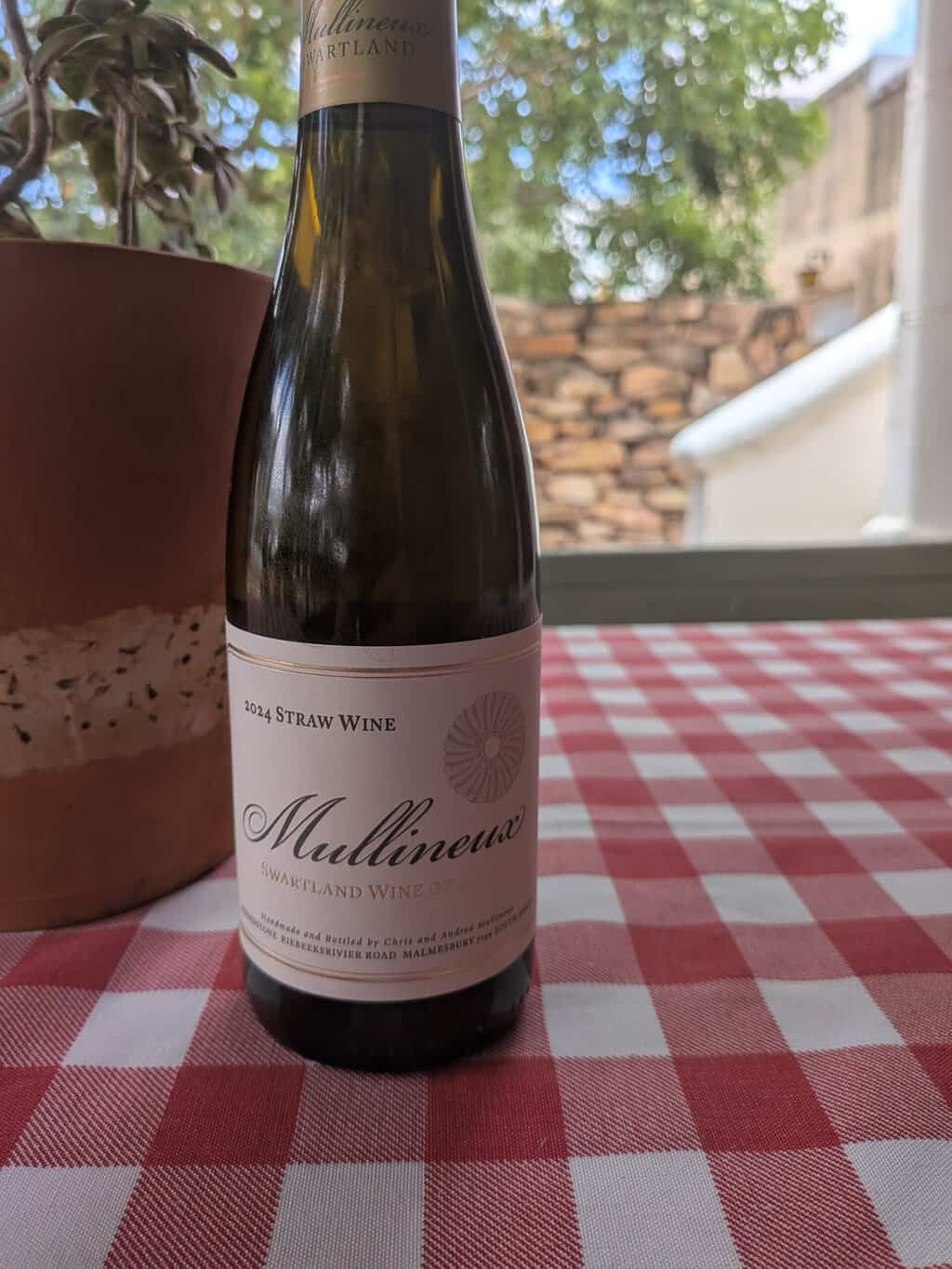 mullineux straw wine (normal)